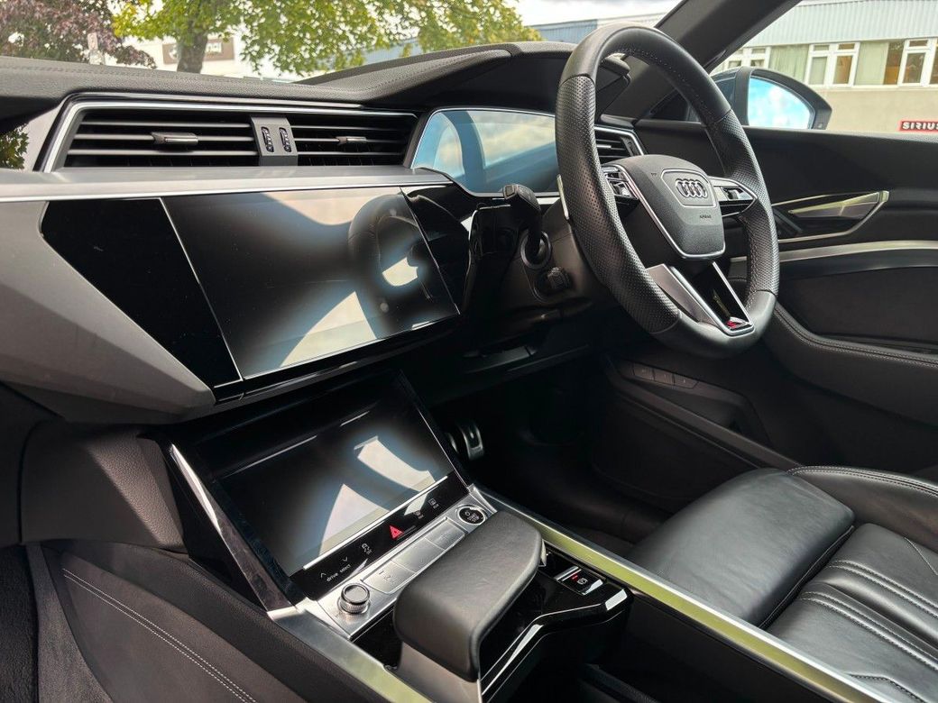 2024 Audi Q8 e-tron