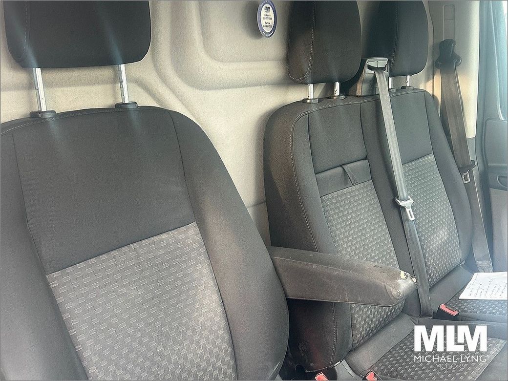 2022 Ford Transit Custom