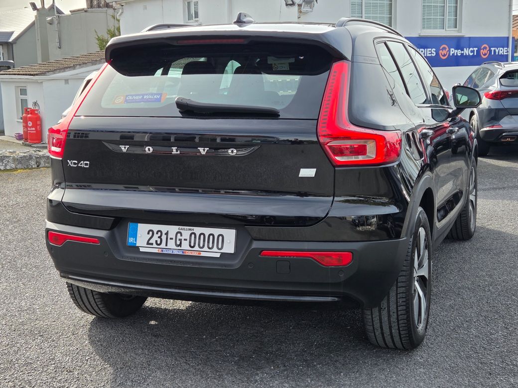 2023 Volvo XC40