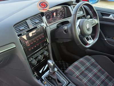 2017 Volkswagen Golf