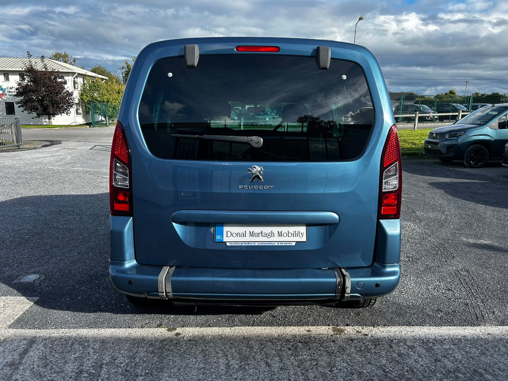 2017 Peugeot Partner Tepee