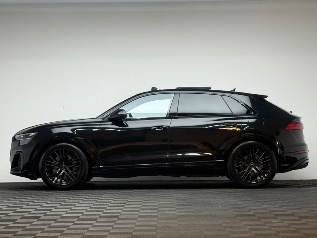 2025 Audi Q8