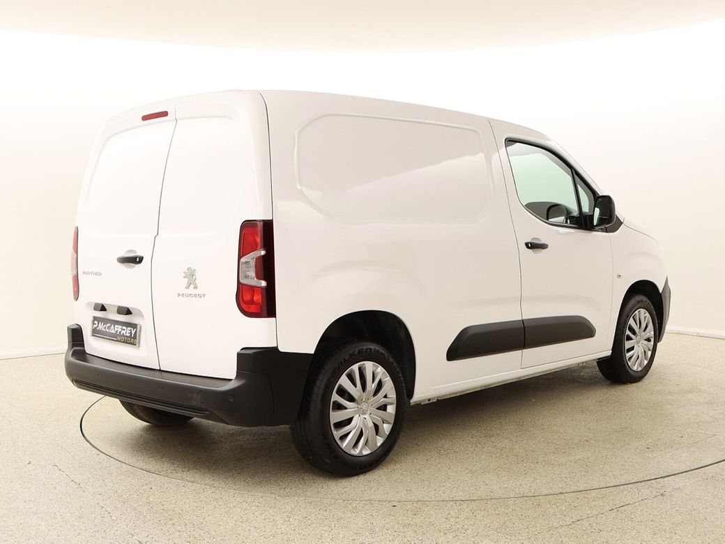 2021 Peugeot Partner