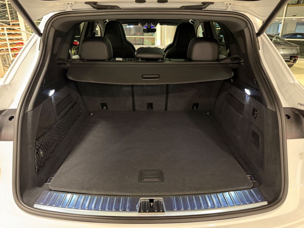 2022 Porsche Cayenne