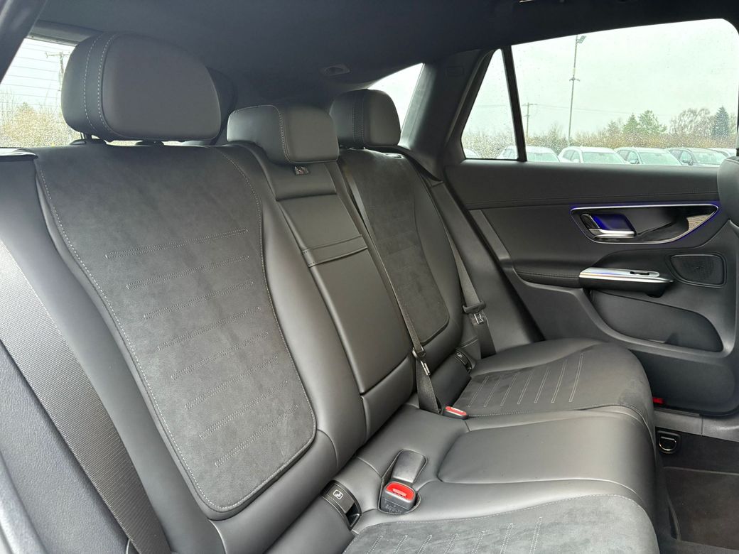 2025 Mercedes-Benz GLC Class