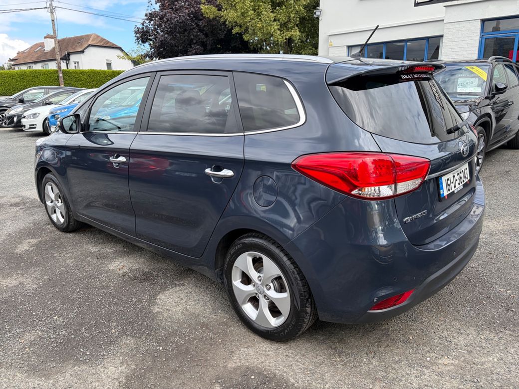 2016 Kia Carens