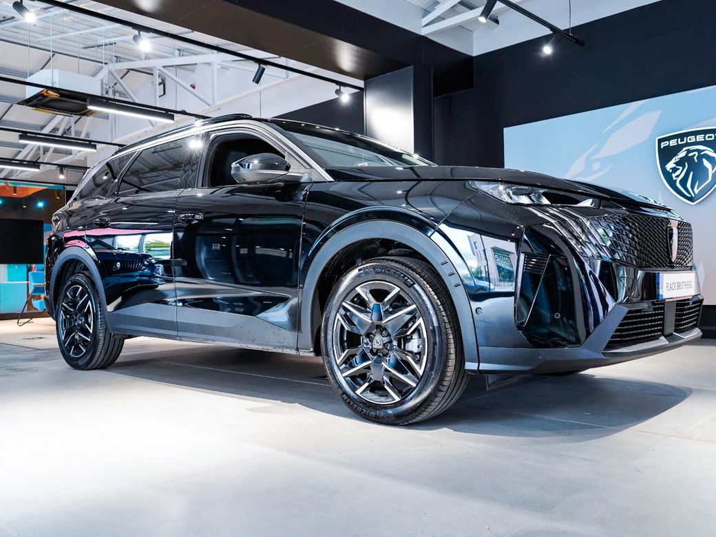 2025 Peugeot 5008