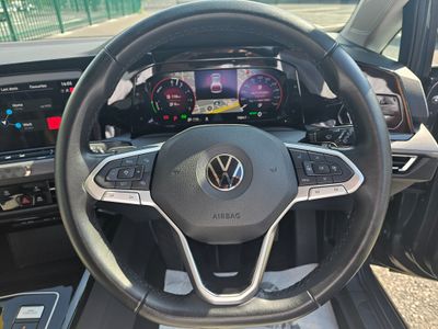 2023 Volkswagen Golf