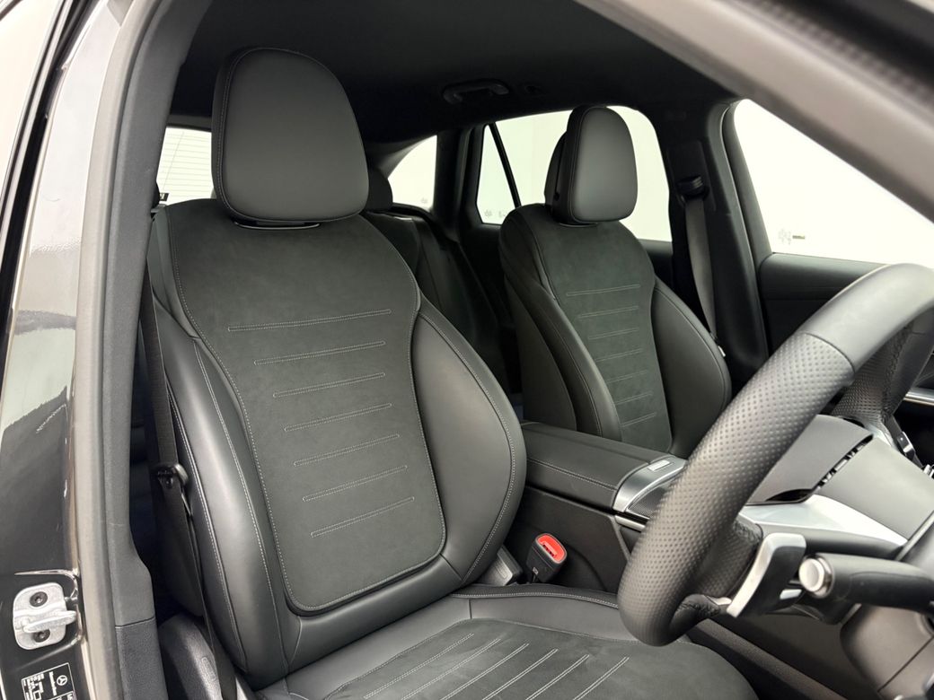 2025 Mercedes-Benz GLC Class