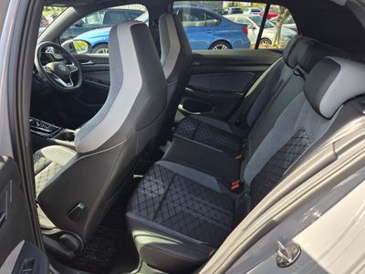 2023 Volkswagen Golf