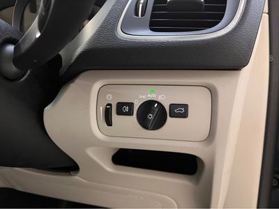 2017 Volvo V40