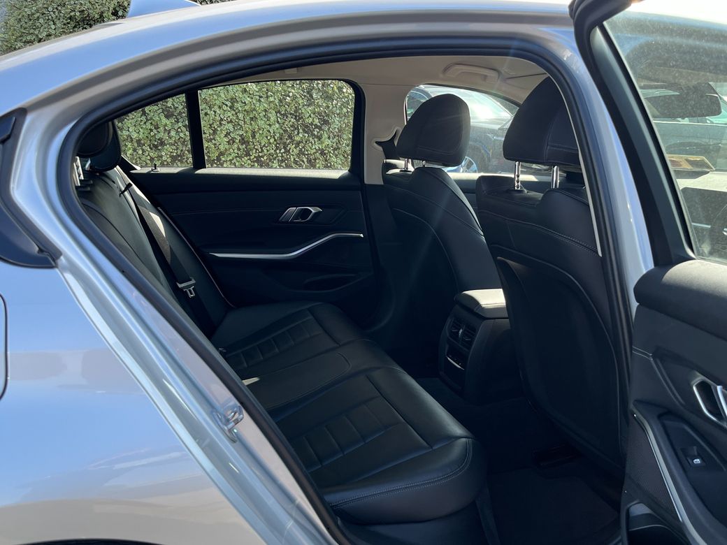 2021 BMW 3 Series