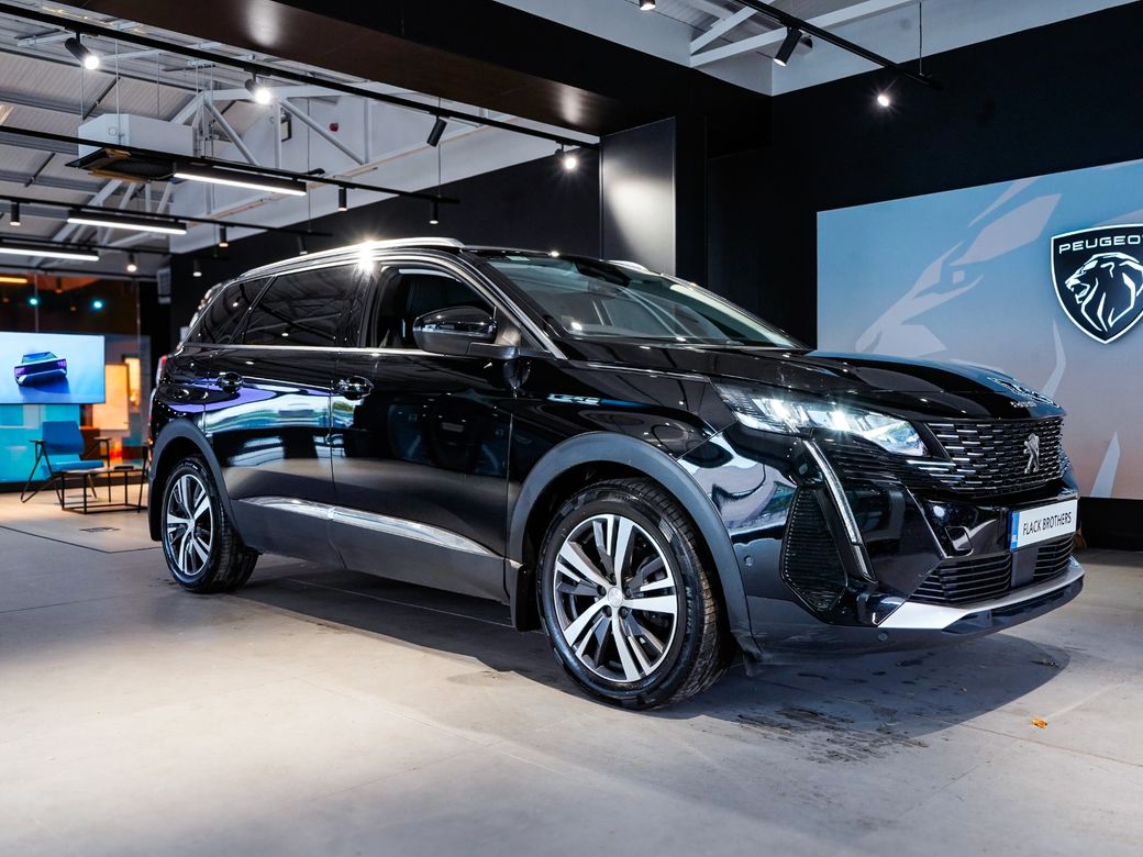2022 Peugeot 5008