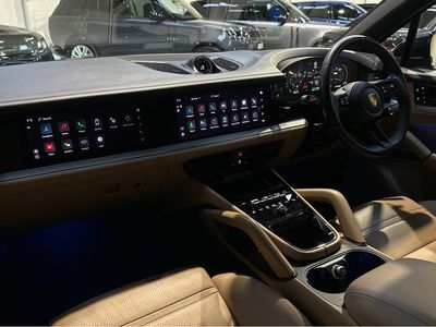 2024 Porsche Cayenne