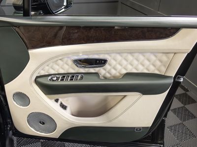 2023 Bentley Bentayga