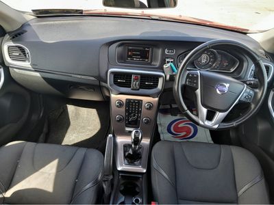 2015 Volvo V40