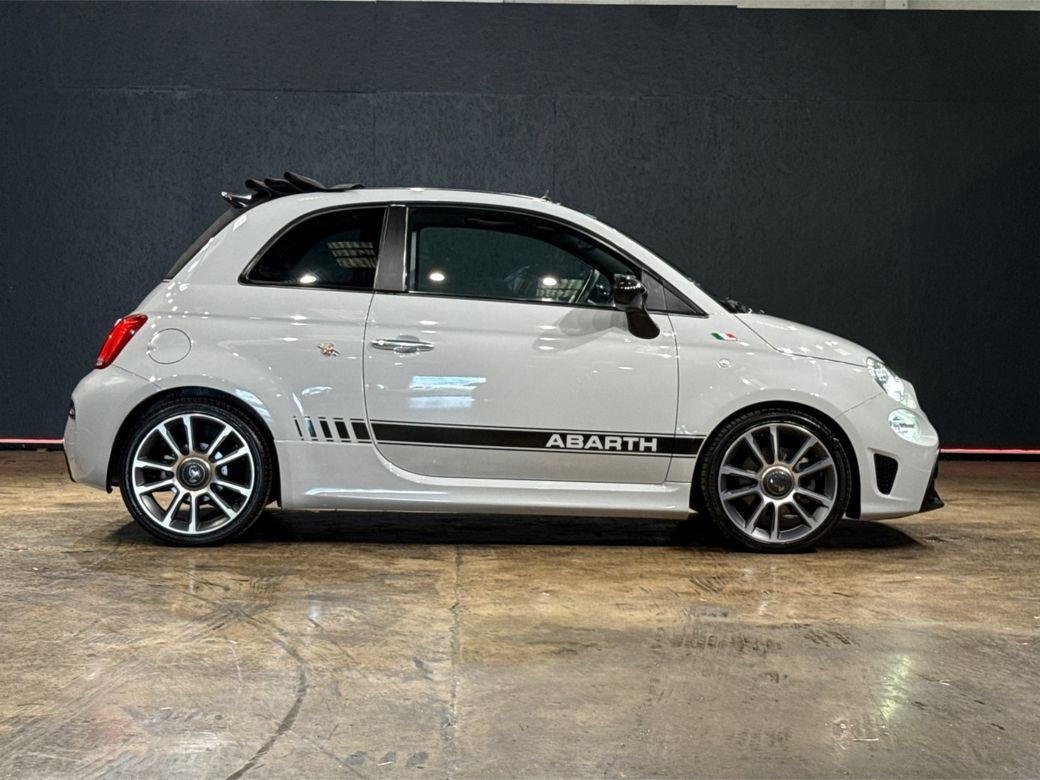 2022 Abarth 595c