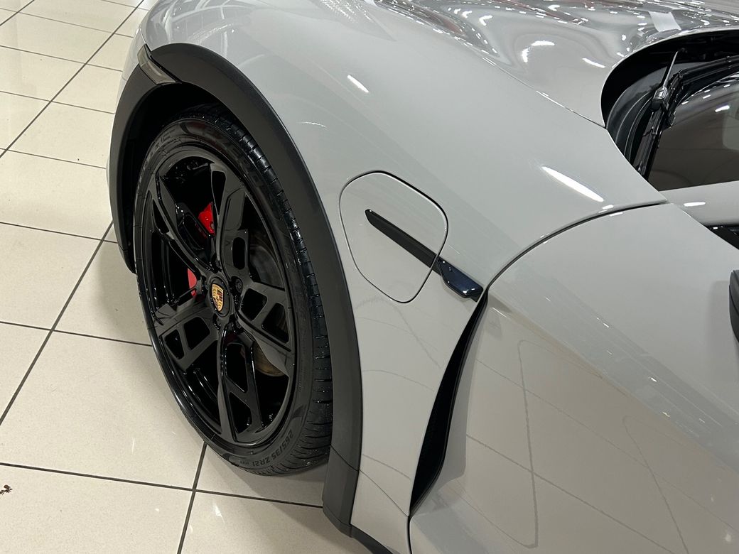 2022 Porsche Taycan