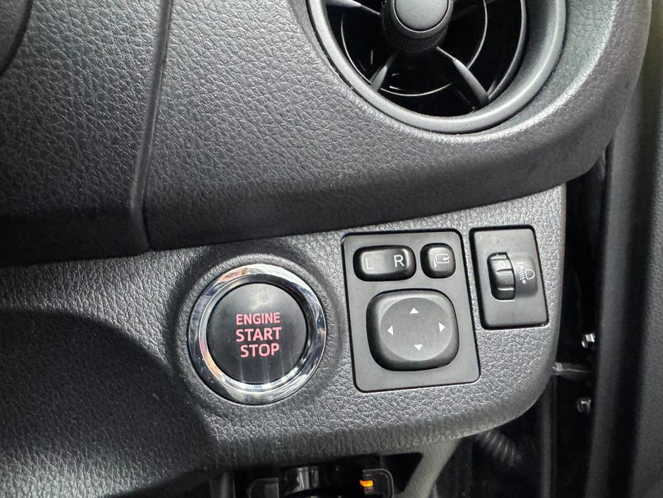 2018 Toyota Vitz