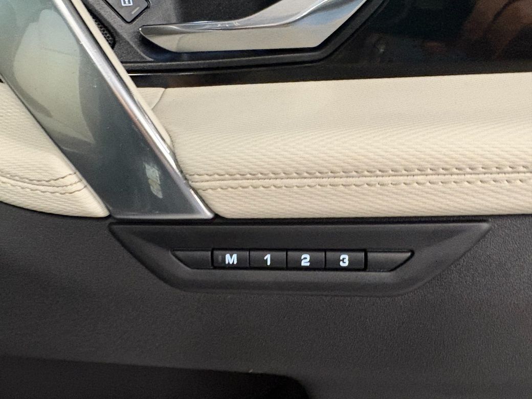 2023 Land Rover Discovery