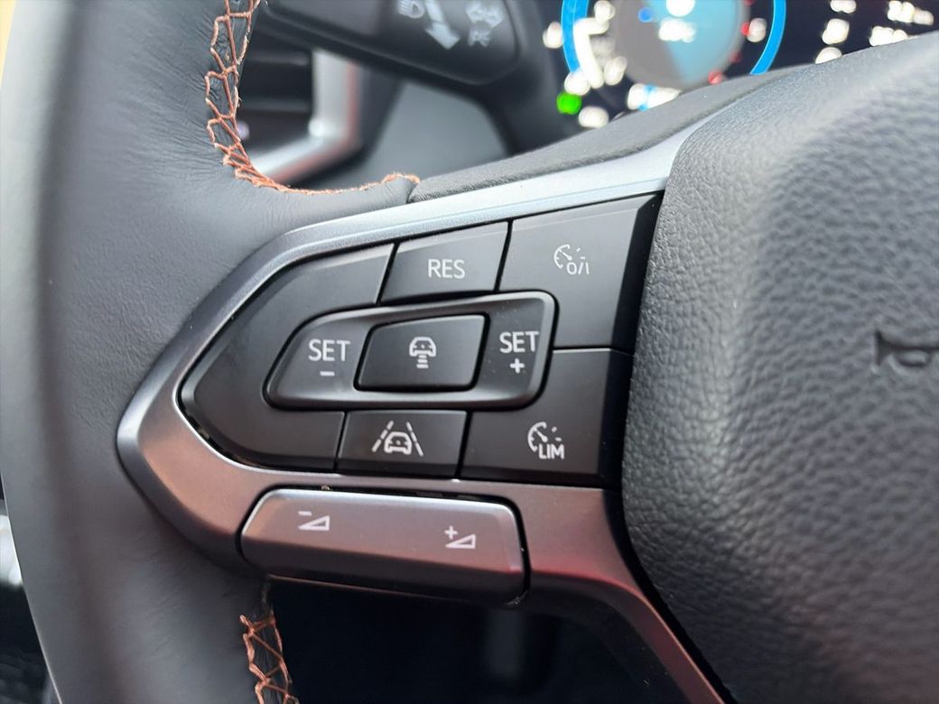 2025 Volkswagen Amarok