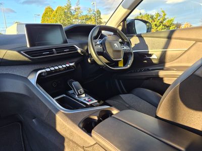 2020 Peugeot 5008
