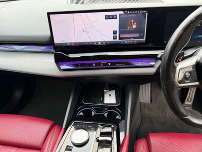 2024 BMW i5