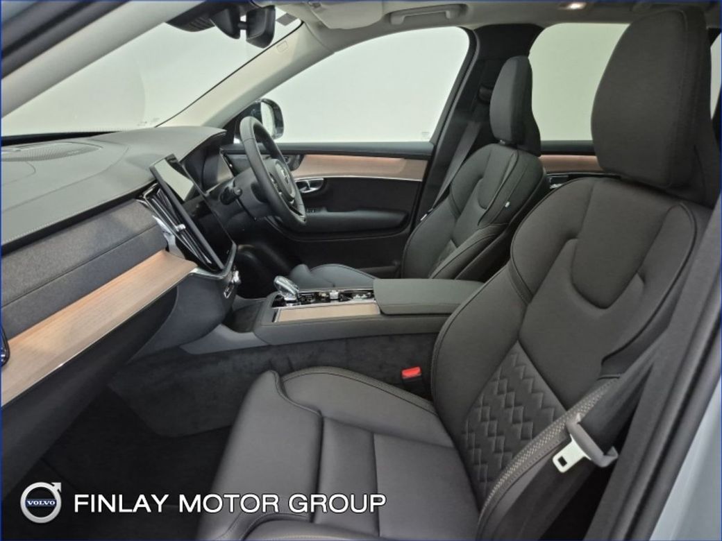 2025 Volvo XC90