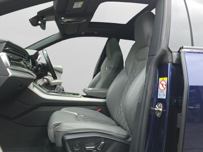 2021 Audi Q8