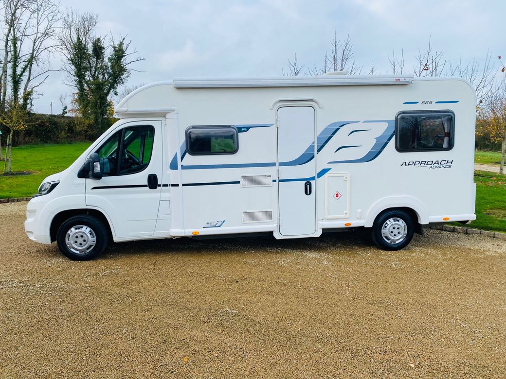 2017 BAILEY  APPROACH ADVANCE 665 LOW PROFILE R.H.D