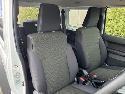 2025 Suzuki Jimny
