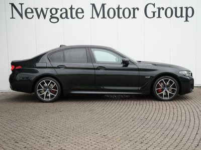 2022 BMW 530
