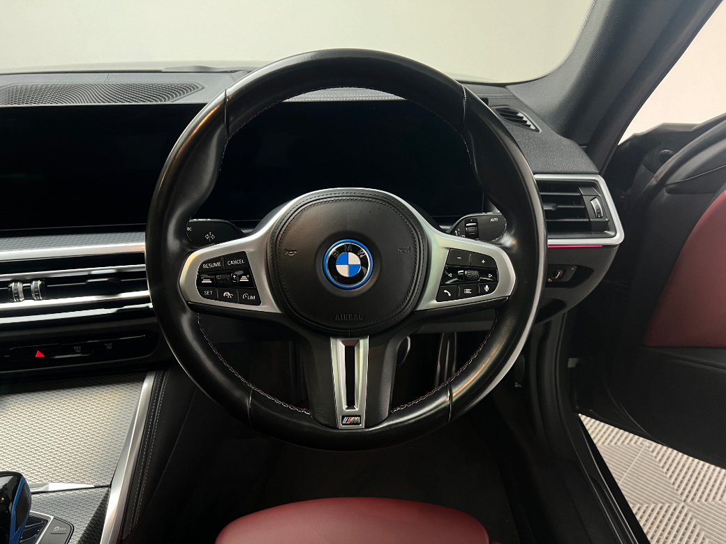 2022 BMW i4