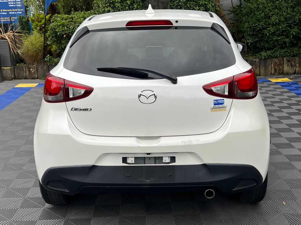 2016 Mazda Demio