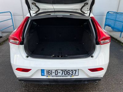 2016 Volvo V40