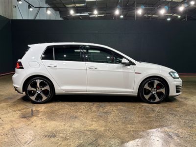 2016 Volkswagen Golf