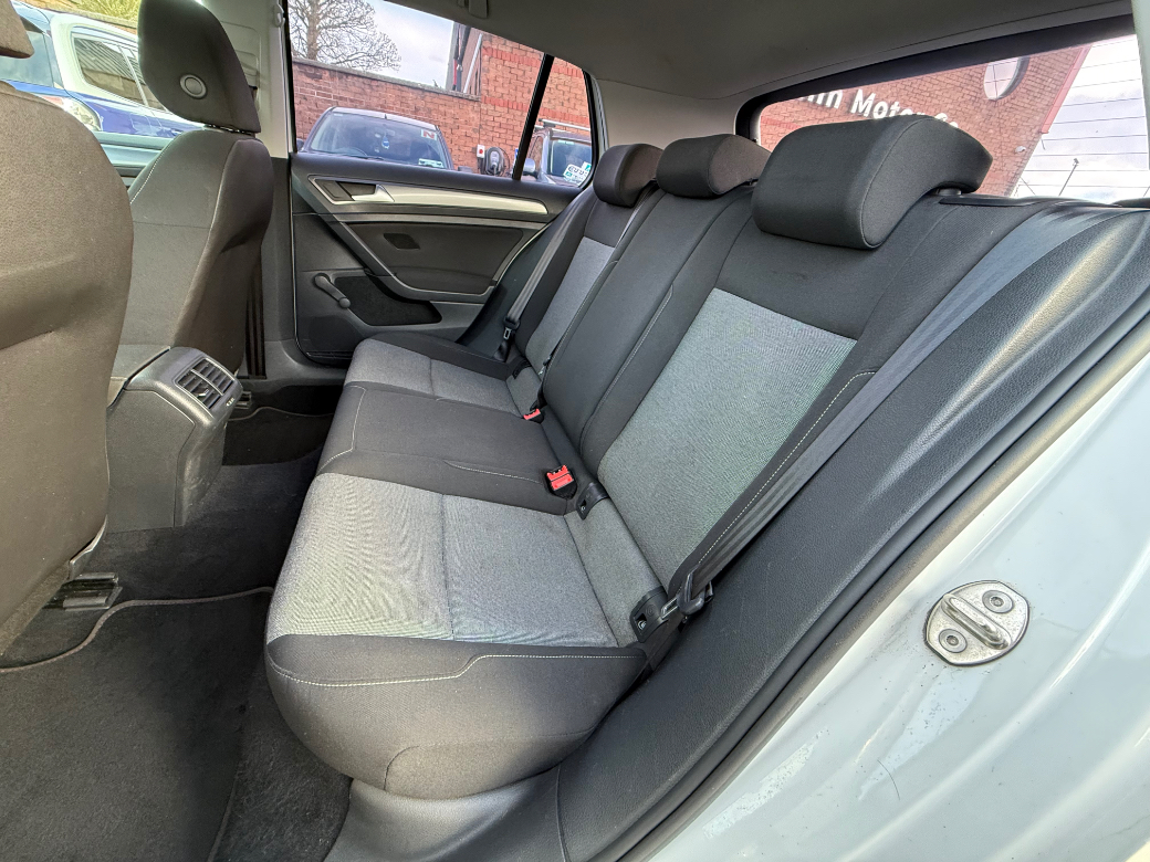 2016 Volkswagen Golf