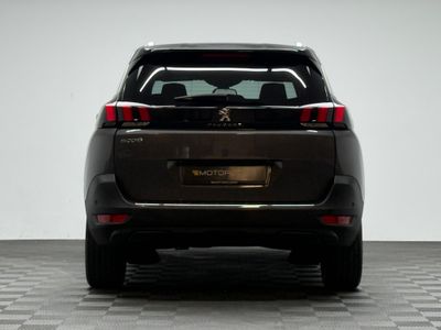 2023 Peugeot 5008