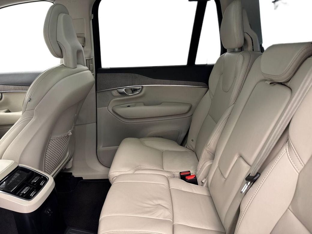 2021 Volvo XC90