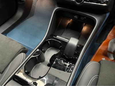 2023 Volvo XC40