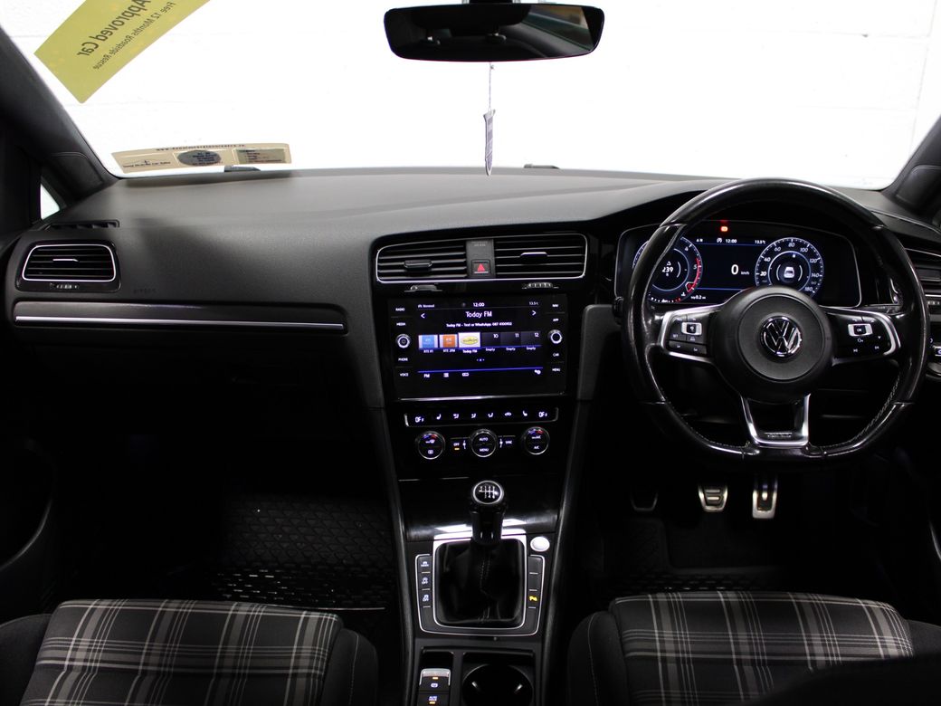 2017 Volkswagen Golf