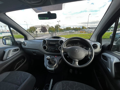 2017 Peugeot Partner Tepee