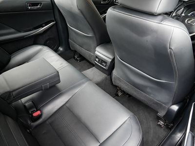 2016 Lexus IS