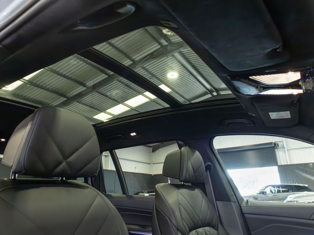 2023 BMW X7