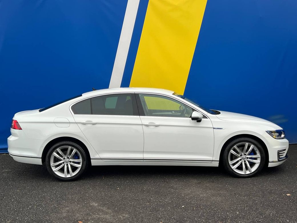 2016 Volkswagen Passat