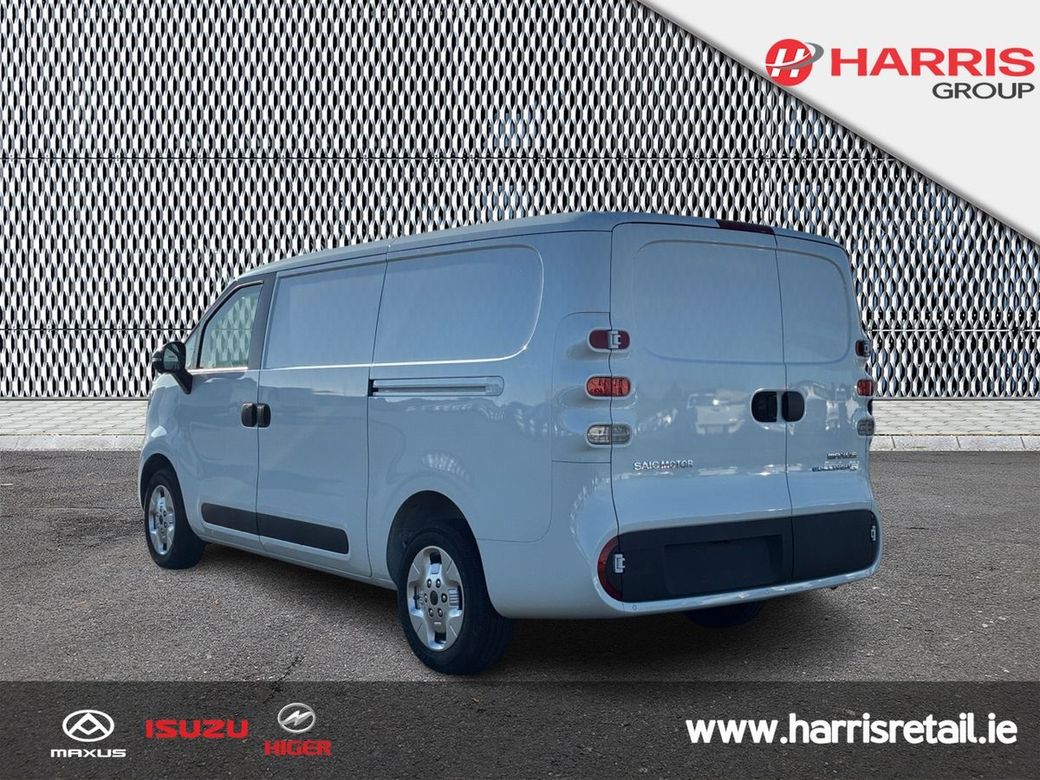 2026 White Maxus eDELIVER 5