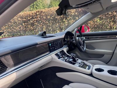 2019 Porsche Panamera
