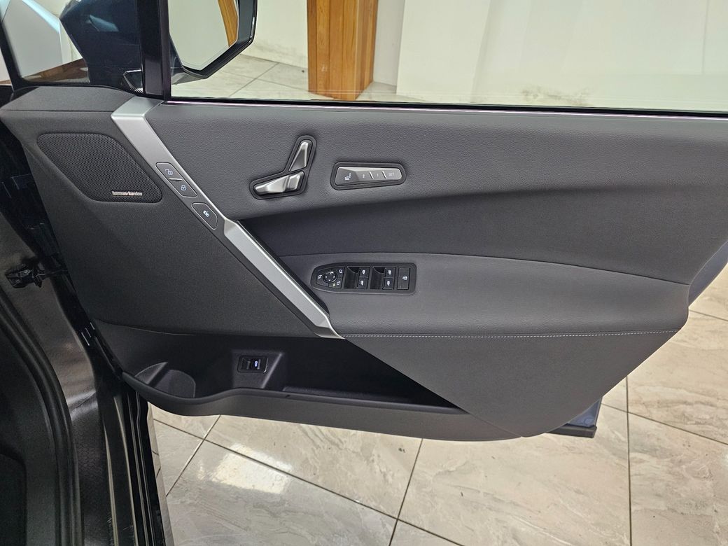 2026 BMW iX
