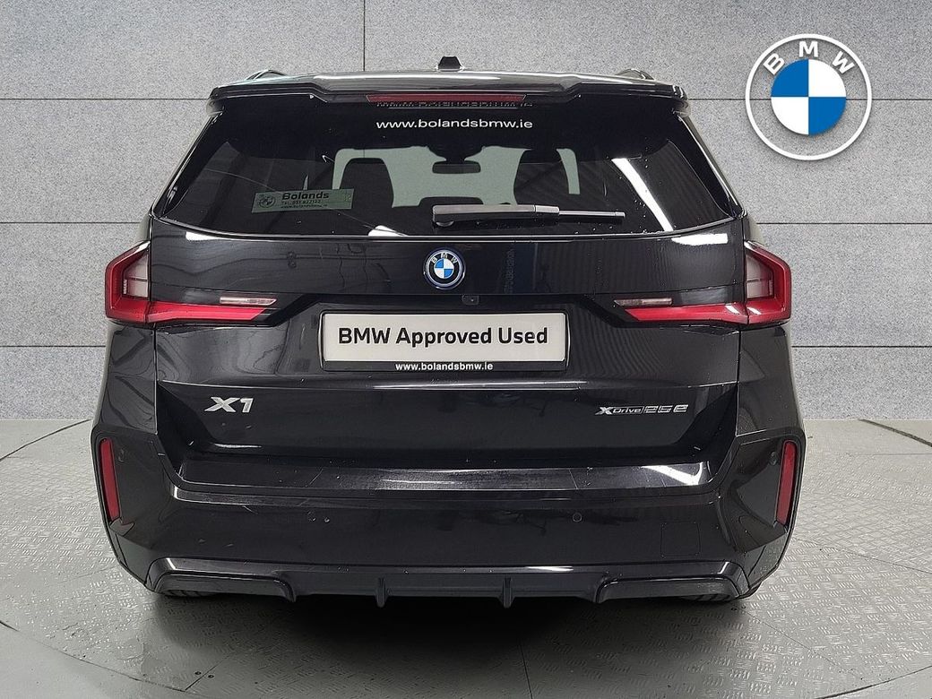 2023 BMW X1