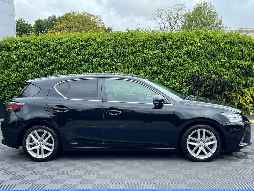 2017 Lexus CT 200h